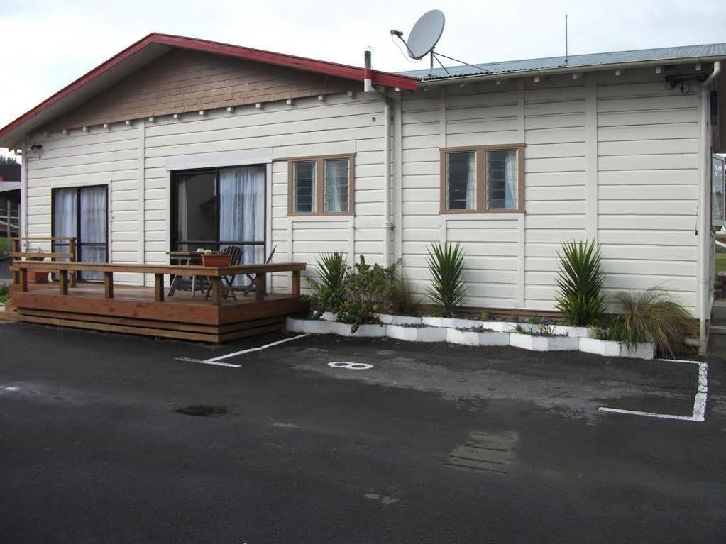 Kelly'S Riverside Motel Taumarunui Exterior foto