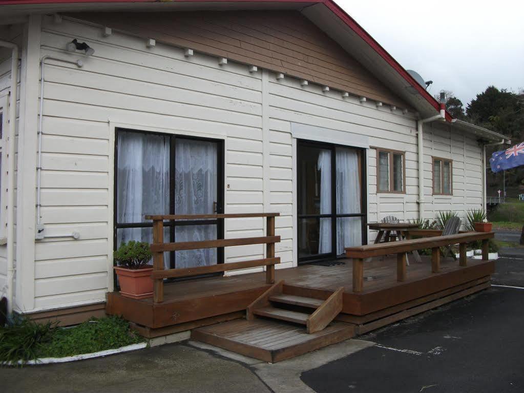 Kelly'S Riverside Motel Taumarunui Exterior foto